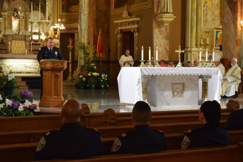 fb-355703527834405_1145697650934372