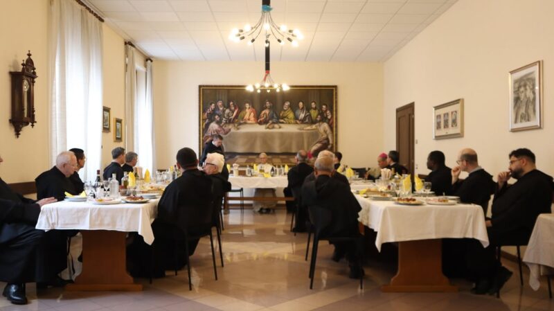 fb-1407235966182611_1007519058192130