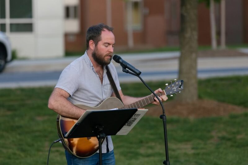 fb-107704176960_1091383179690493