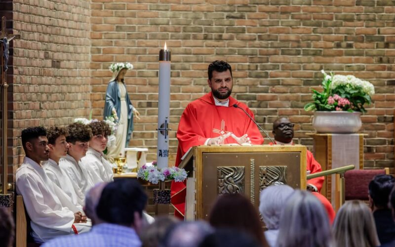 fb-424801330909662_1125192919634384