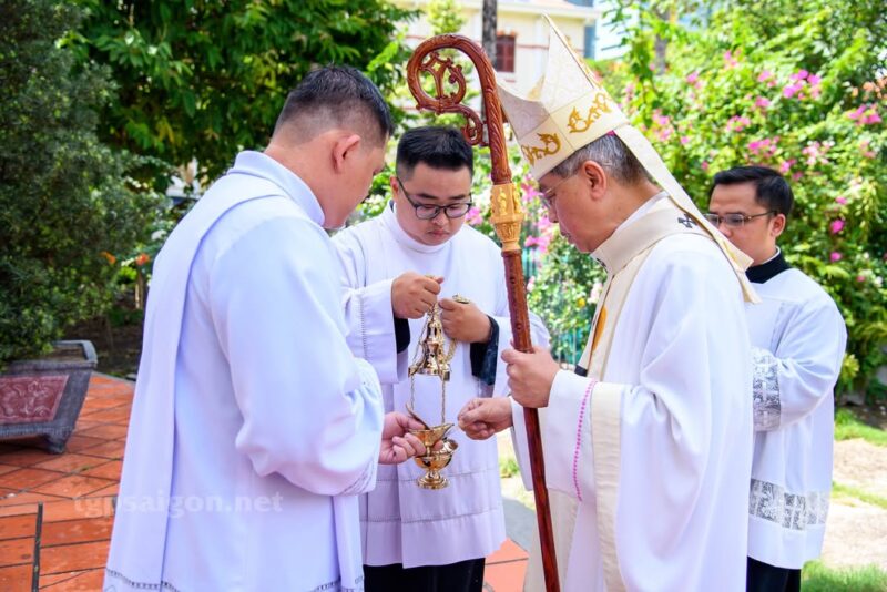 fb-1407235966182611_1016002957343740