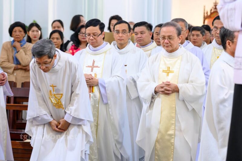 fb-1407235966182611_1016002957343740