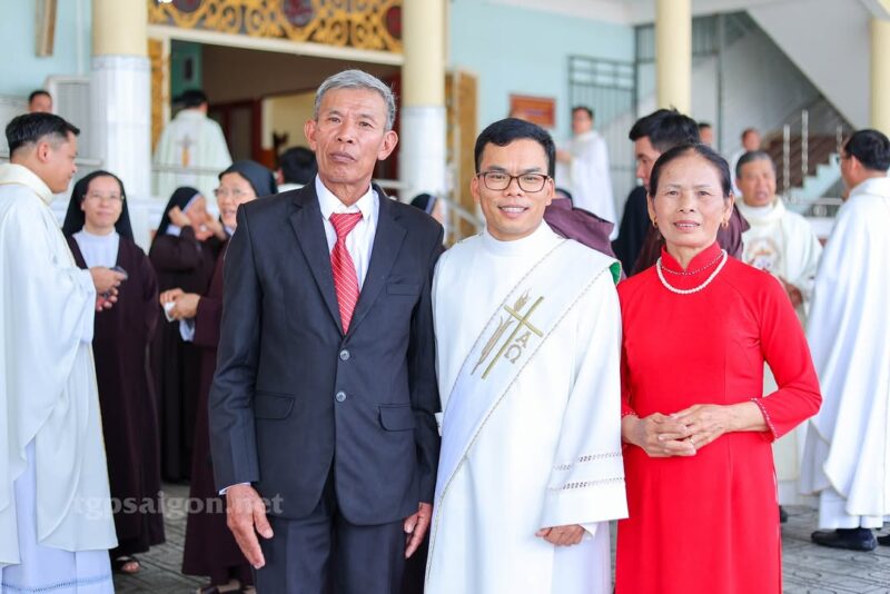 fb-1407235966182611_1016793940597975