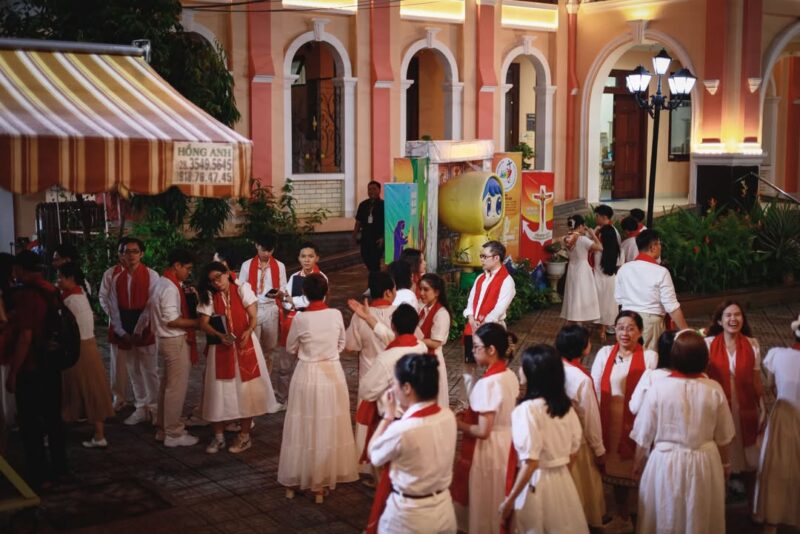 fb-1407235966182611_1017213140556055