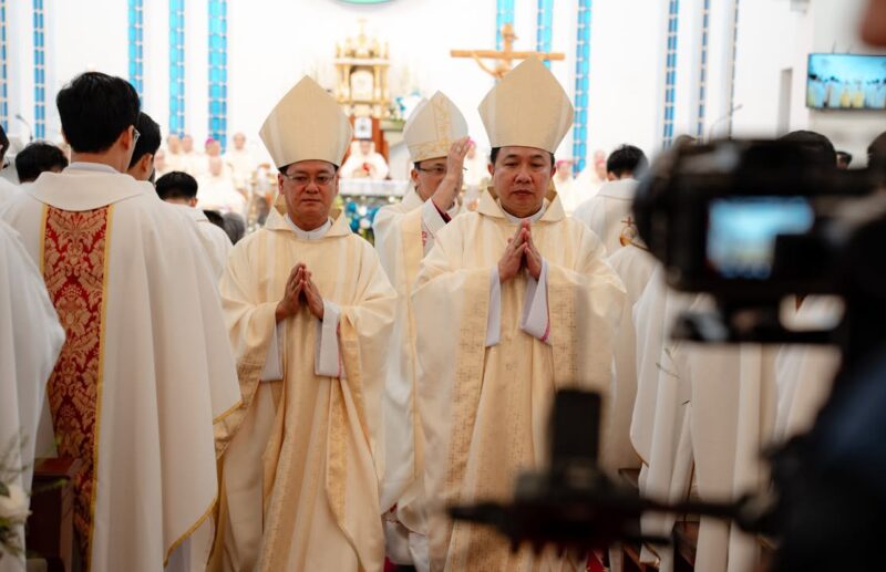 fb-1407235966182611_1017163027227733