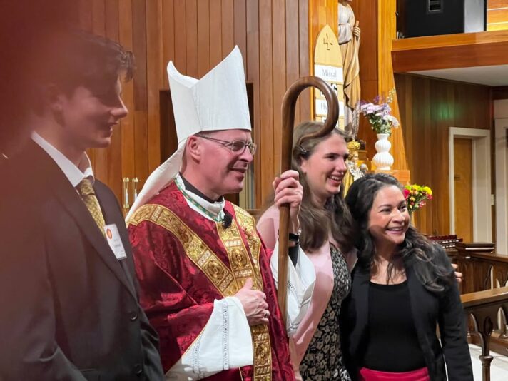 fb-272481673538_1152741420215578