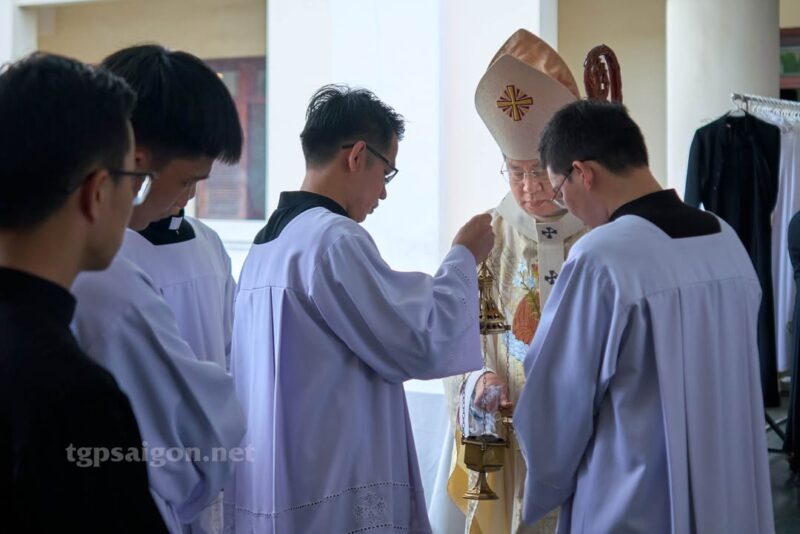 fb-1407235966182611_1018080643802638