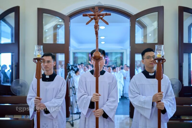 fb-1407235966182611_1018080643802638