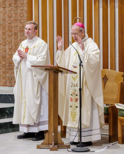 fb-424801330909662_1132089122278097