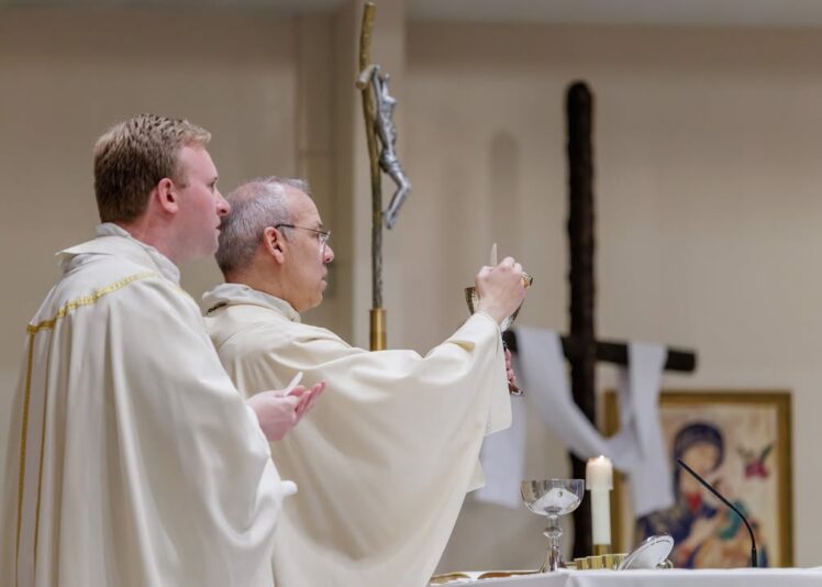 fb-424801330909662_1132089122278097