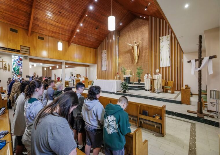 fb-424801330909662_1132089122278097