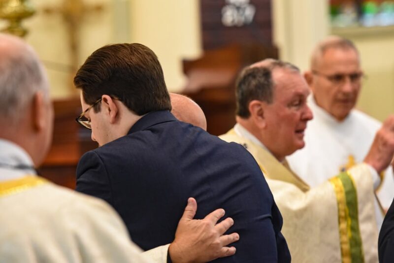 fb-1669188376658004_1317783813681278