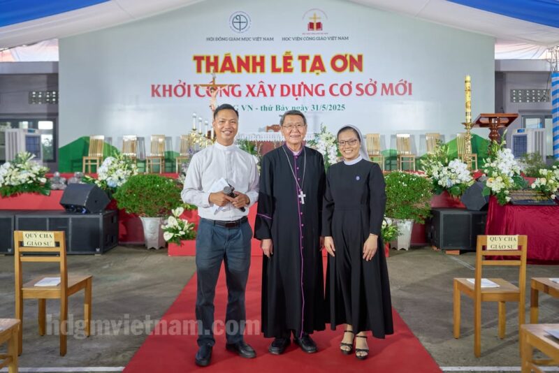 fb-1407235966182611_1020184836925552