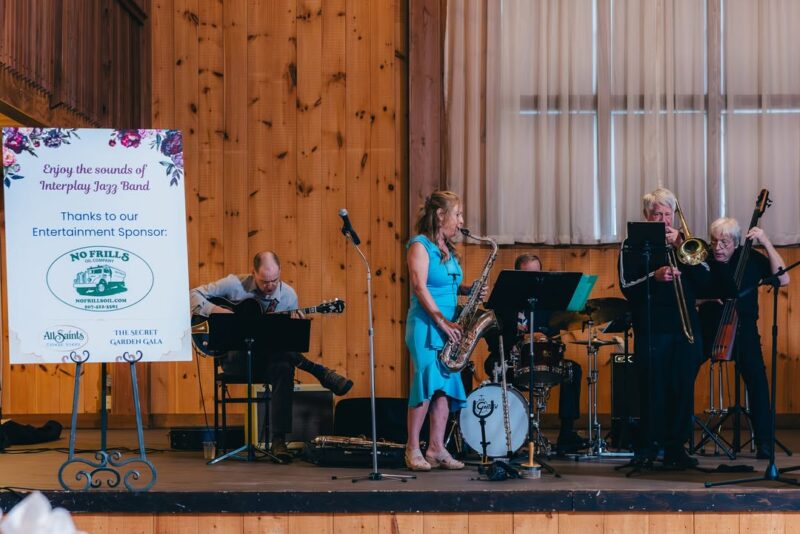 fb-116343758405910_1127282376096002