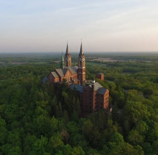 fb-355703527834405_1163389075831896