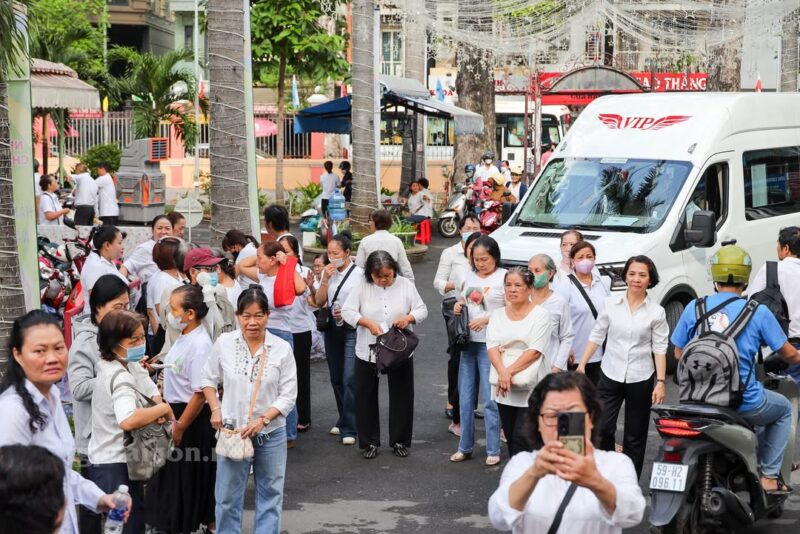 fb-1407235966182611_1024839616460074