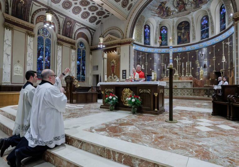 fb-424801330909662_1139630934857249