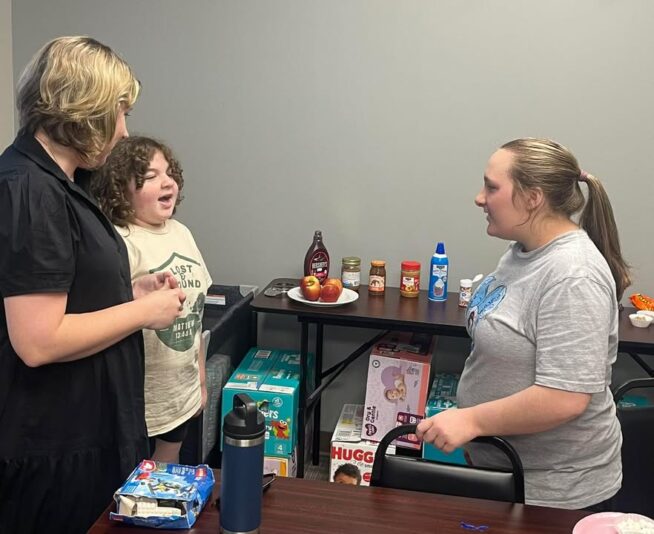 fb-1669188376658004_1332834408842885