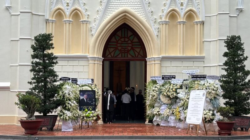 fb-1407235966182611_1032585539018815