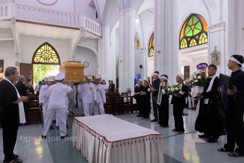 fb-1407235966182611_1033046862306016