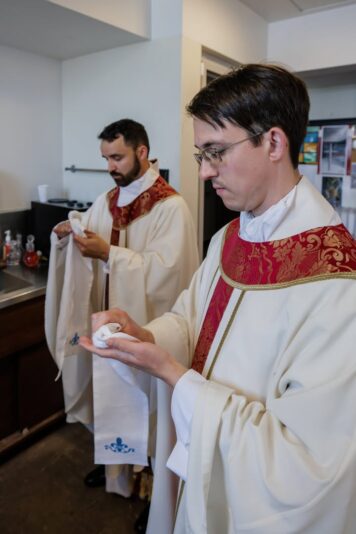 fb-424801330909662_1149748927178783