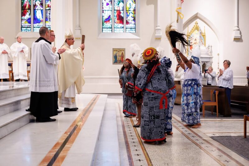 fb-116343758405910_1142056544618585