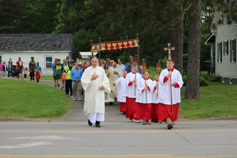 fb-116343758405910_1142322244592015