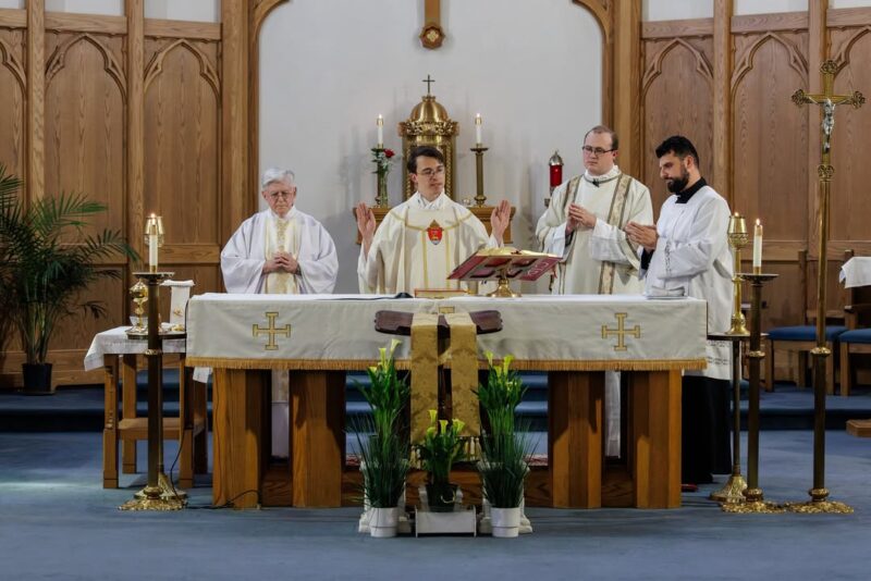 fb-424801330909662_1150694800417529