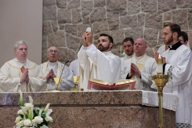 fb-424801330909662_1150694800417529