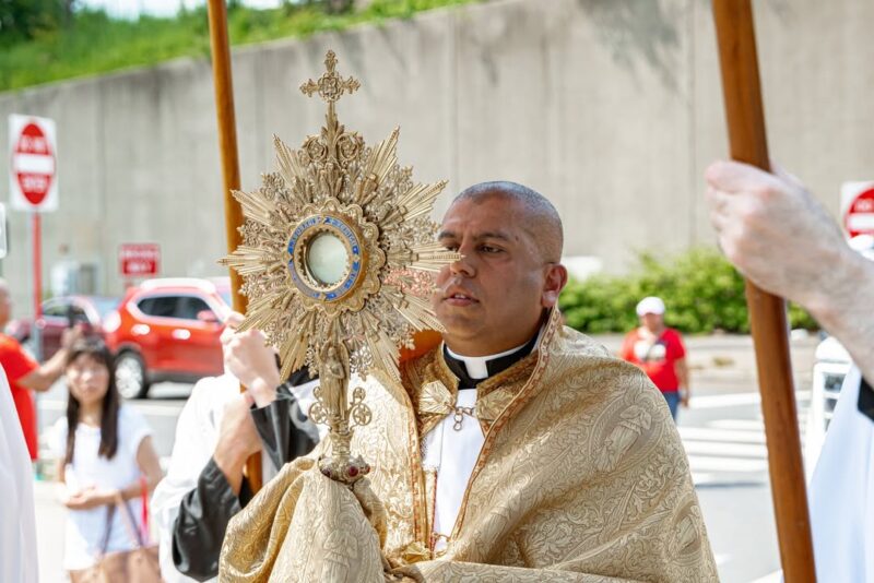 fb-424801330909662_1151205413699801