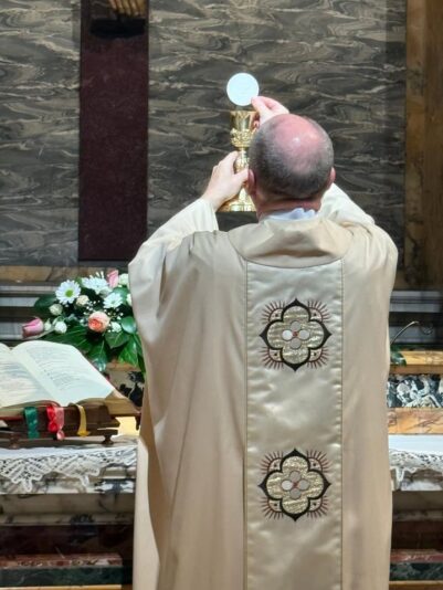 fb-355703527834405_1181968553973948