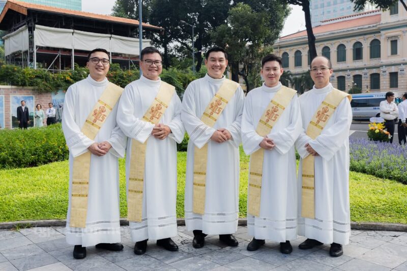 fb-1407235966182611_1040080164936019