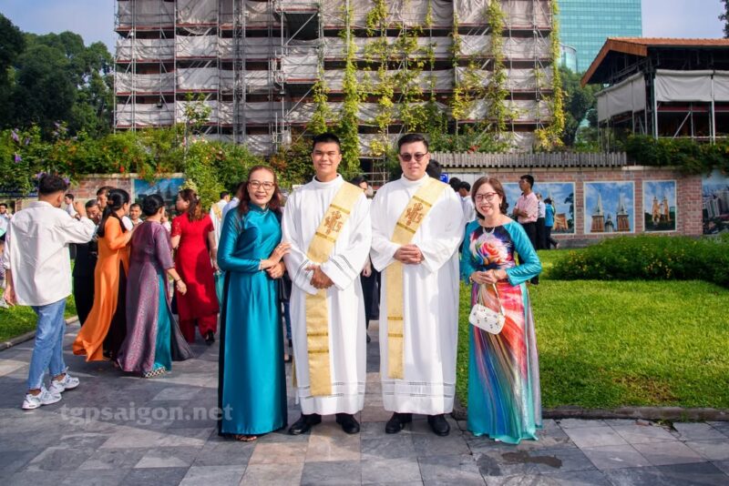 fb-1407235966182611_1040080164936019