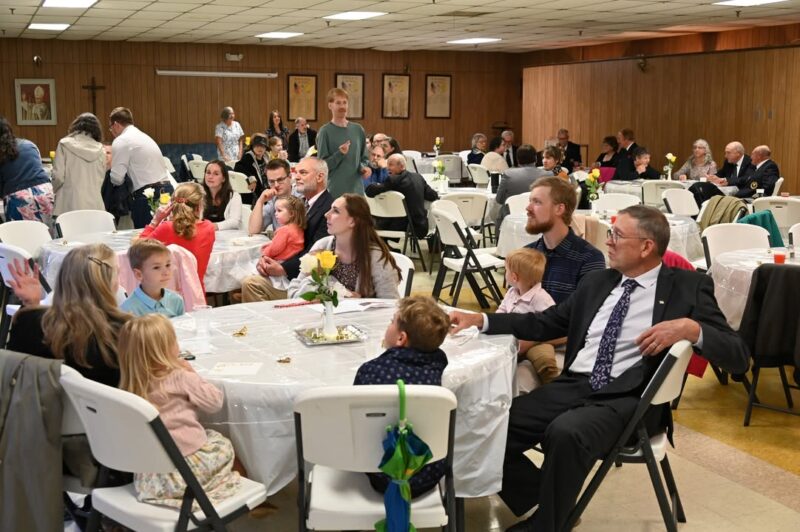 fb-116343758405910_1147905487367024