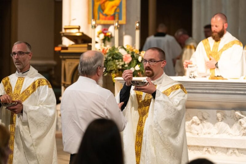 fb-272481673538_1179856287504091