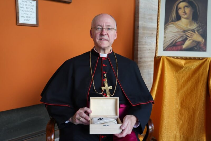 fb-355703527834405_1183861580451312