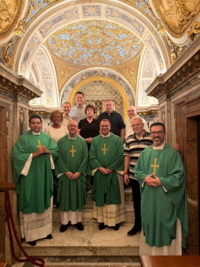 fb-355703527834405_1185180220319448