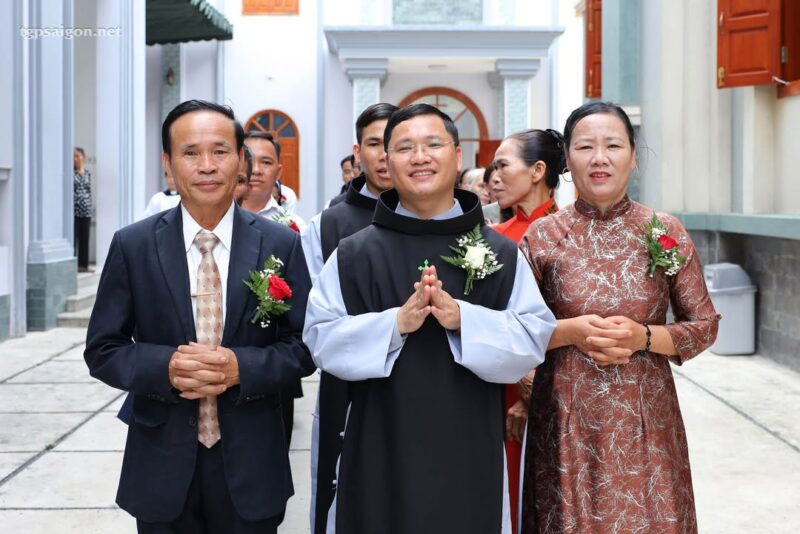 fb-1407235966182611_1052892836988085