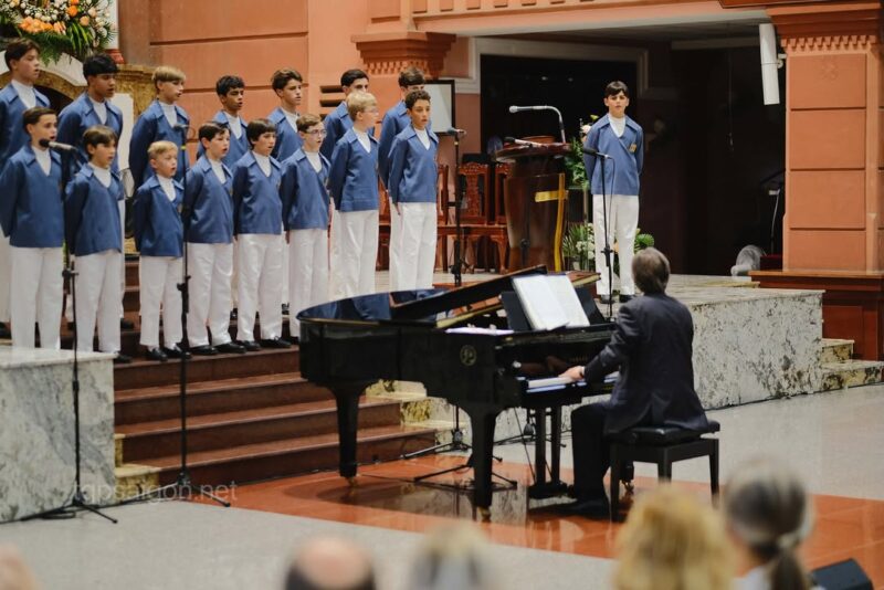 fb-1407235966182611_1054279046849464