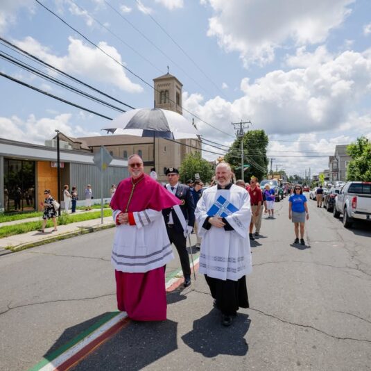 fb-424801330909662_1173085178178491