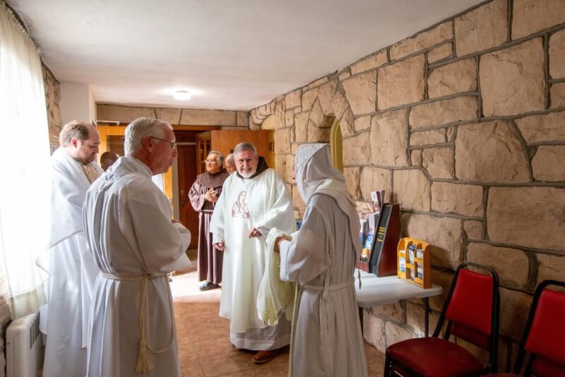 fb-122607737801214_1180320190787414