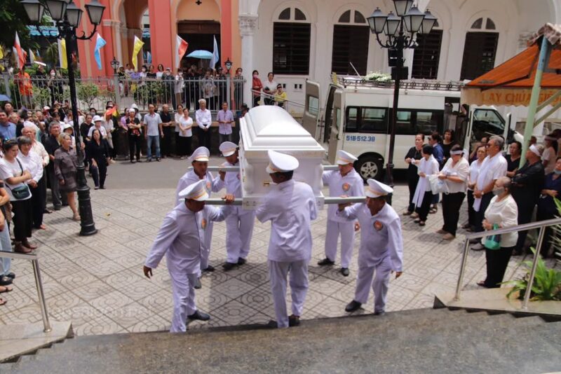 fb-1407235966182611_1059345856342783