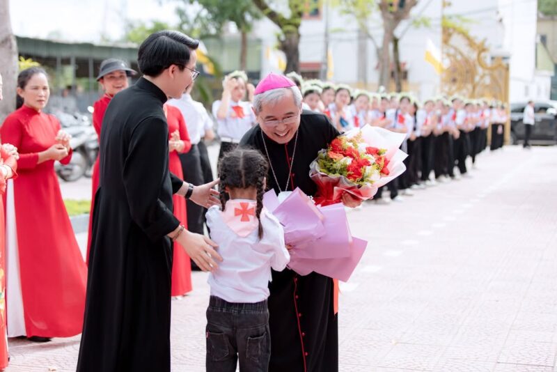 fb-267086443957481_1048602554149117