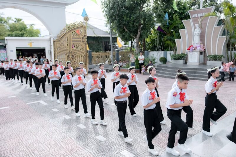 fb-267086443957481_1048602554149117