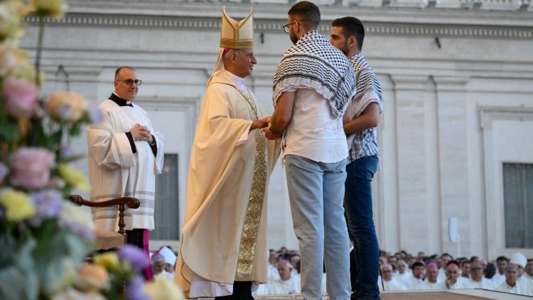 fb-267086443957481_1052569643752408