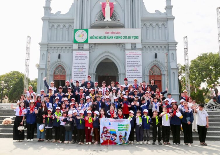 fb-732768673513037_1160408766216006