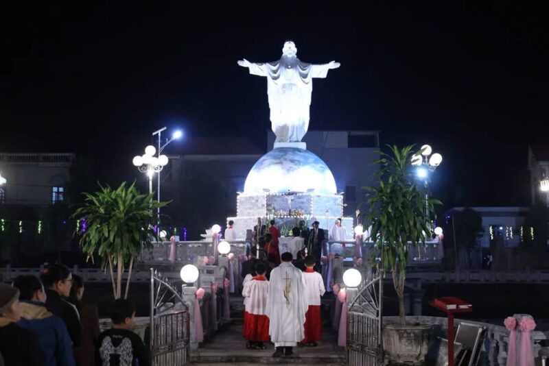 fb-732768673513037_1160436969546519