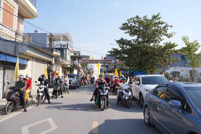 fb-104570015177619_868733938995687