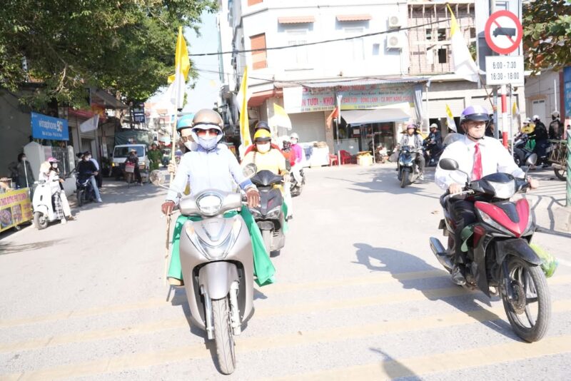 fb-104570015177619_868733938995687