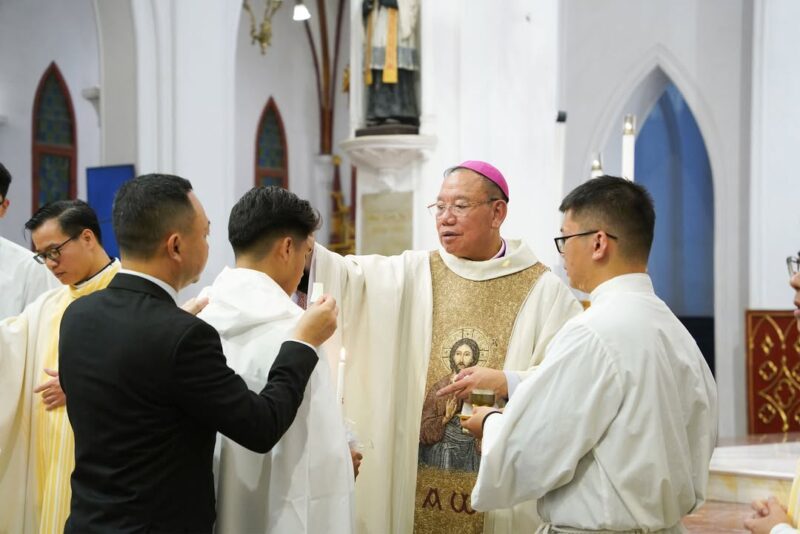 fb-1578851229095483_1253591186812120